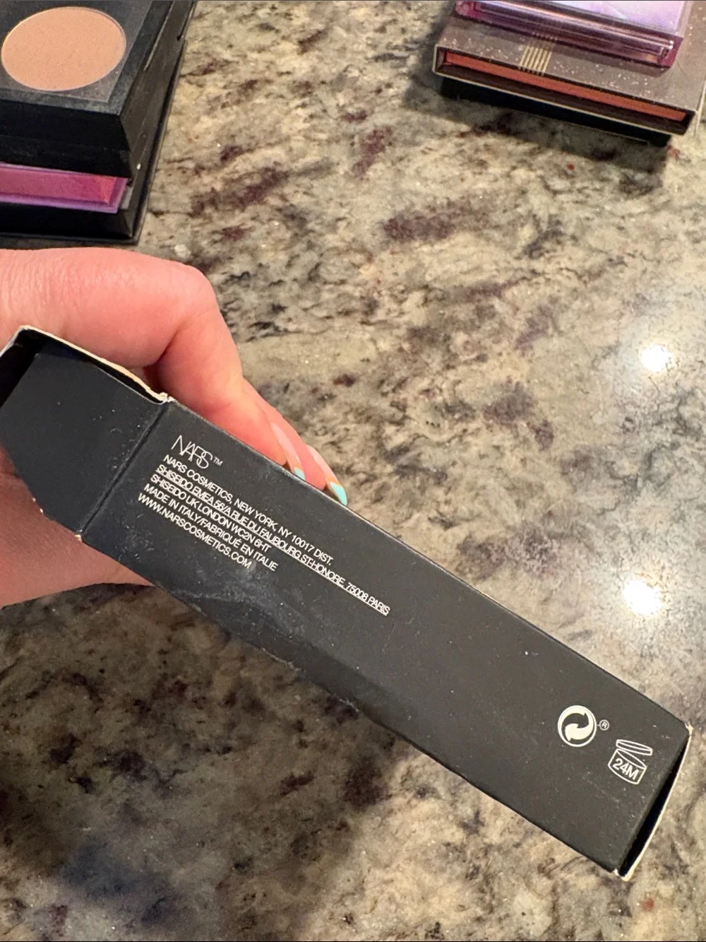 NARS Extreme Effects Eyeshadow Palette - Black Packaging